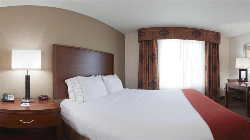 Holiday Inn Express Hotel & Suites - Dubuque West By Ihg Εξωτερικό φωτογραφία